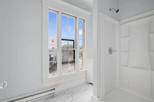 $1,850 | 109 Pleasant Street, Unit 203, Claremont, NH 03743