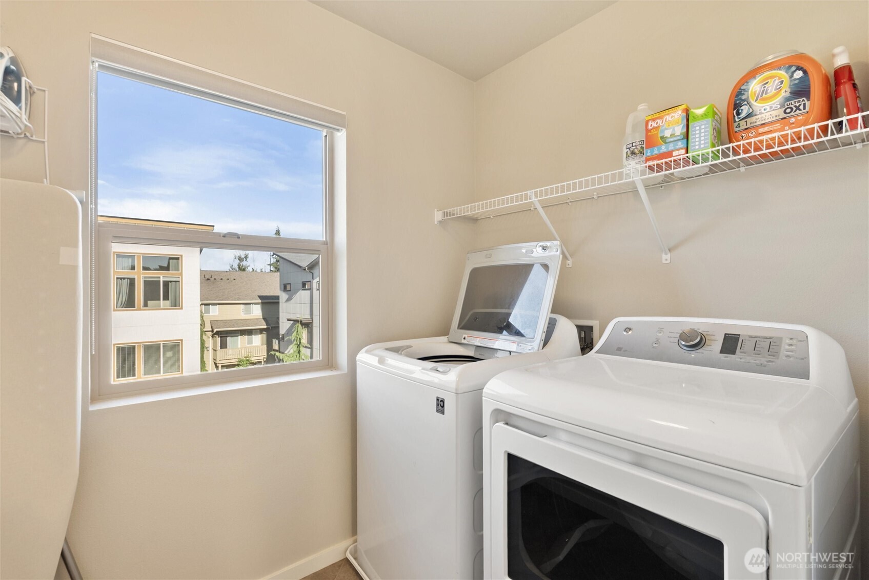 347 Chelan Avenue Northeast Renton, WA 98059 - Photo 25 of 34