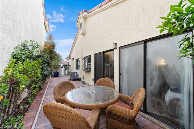 $4,500 | 26137 Via Monterey, San Juan Capistrano, CA 92675