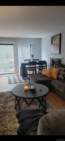 $300,000 | 408 Town Hill Condominium, Unit 408, Nanuet, NY 10954