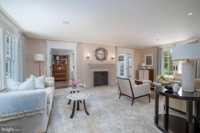 $3,550,000 | 1 Greentree Court, Bethesda, MD 20817