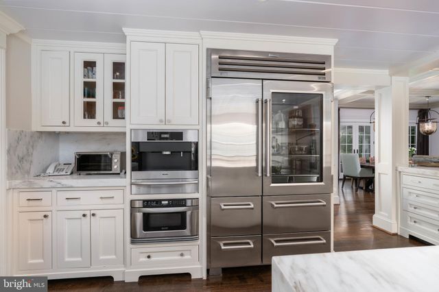 $3,550,000 | 1 Greentree Court, Bethesda, MD 20817