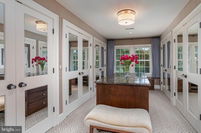 $3,550,000 | 1 Greentree Court, Bethesda, MD 20817