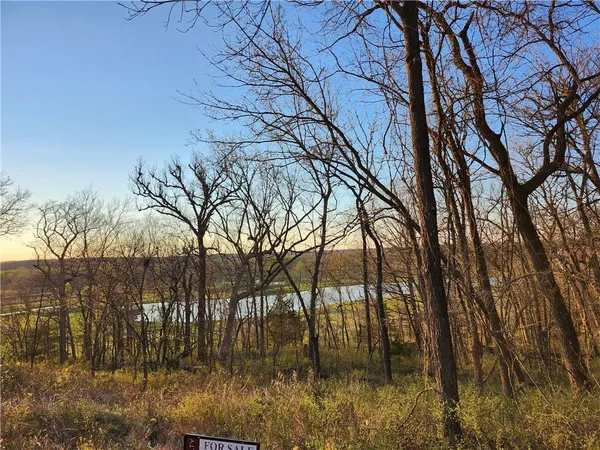 $35,000 | 9 Kice Court, Linn Valley, KS 66040