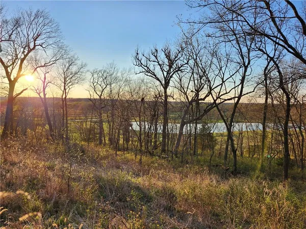$35,000 | 9 Kice Court, Linn Valley, KS 66040