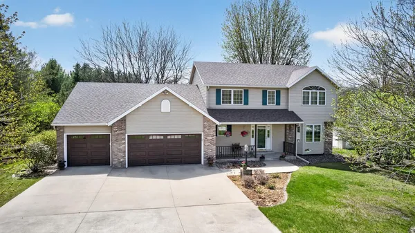 $785,000 | 460 73rd Street Northwest, Rochester, MN 55901