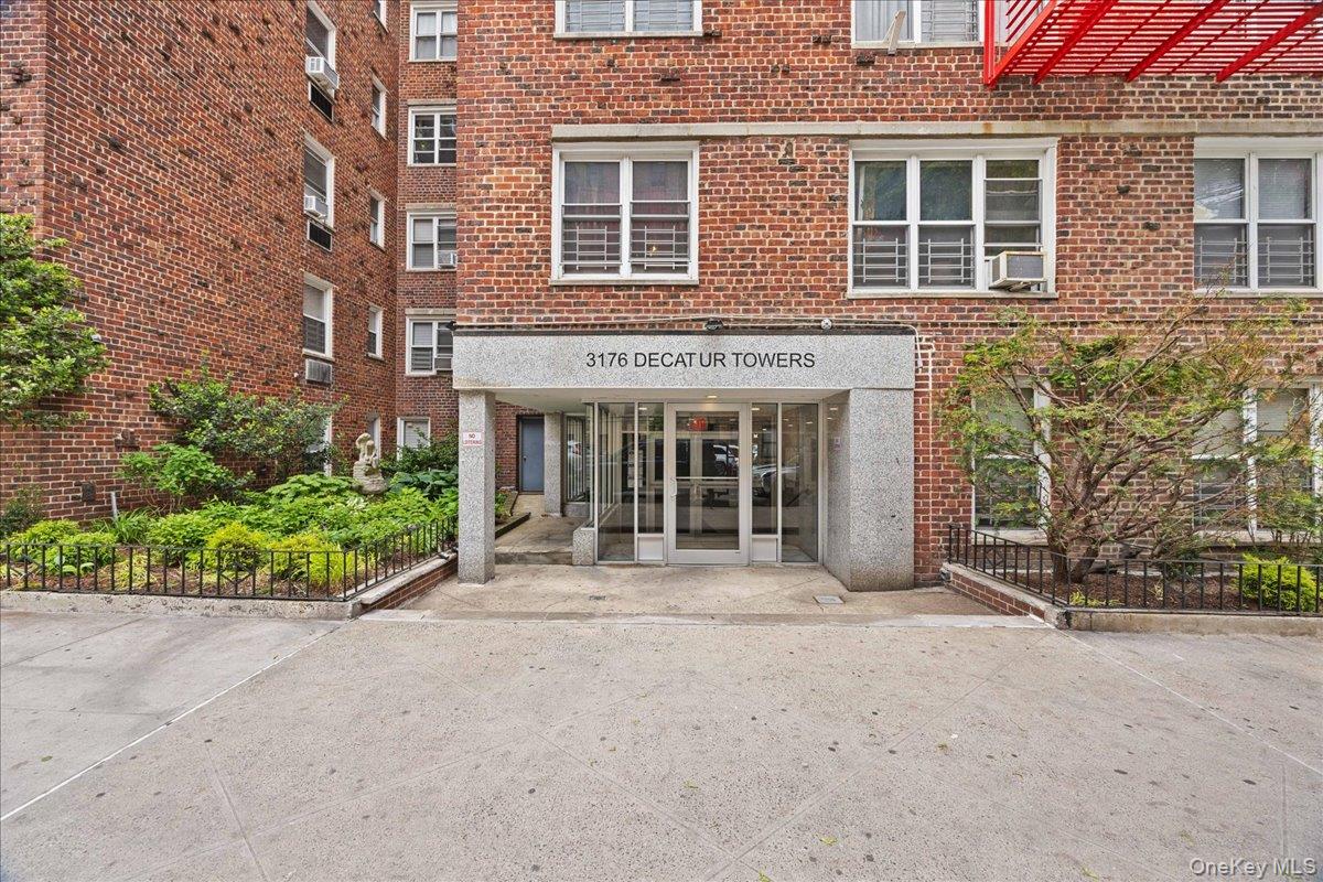 3176 Decatur Avenue, Unit 3A Bronx, NY 10467 - Photo 4 of 25