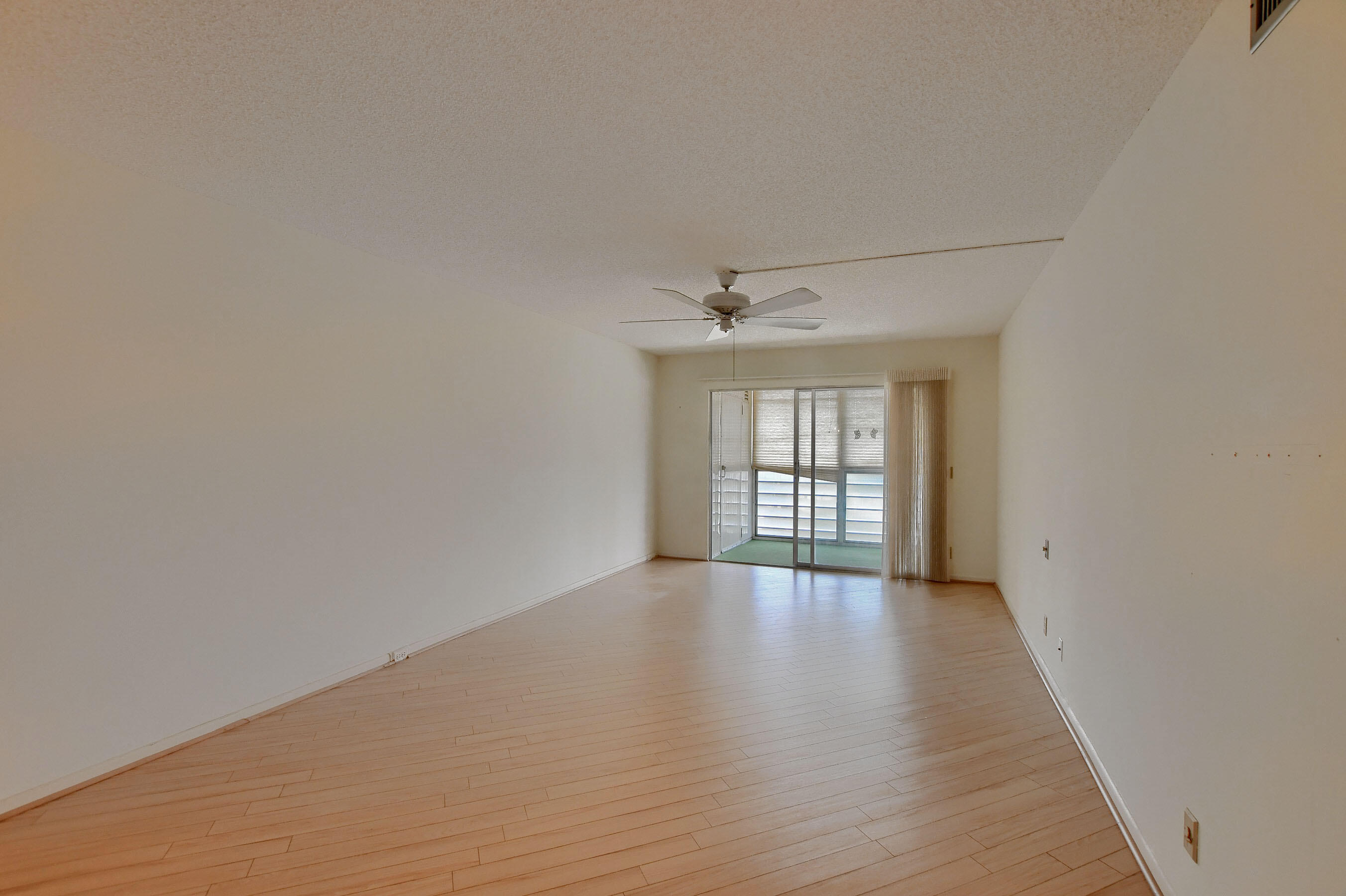 4001 Newcastle A Boca Raton, FL 33434 - Photo 11 of 54 Living Area