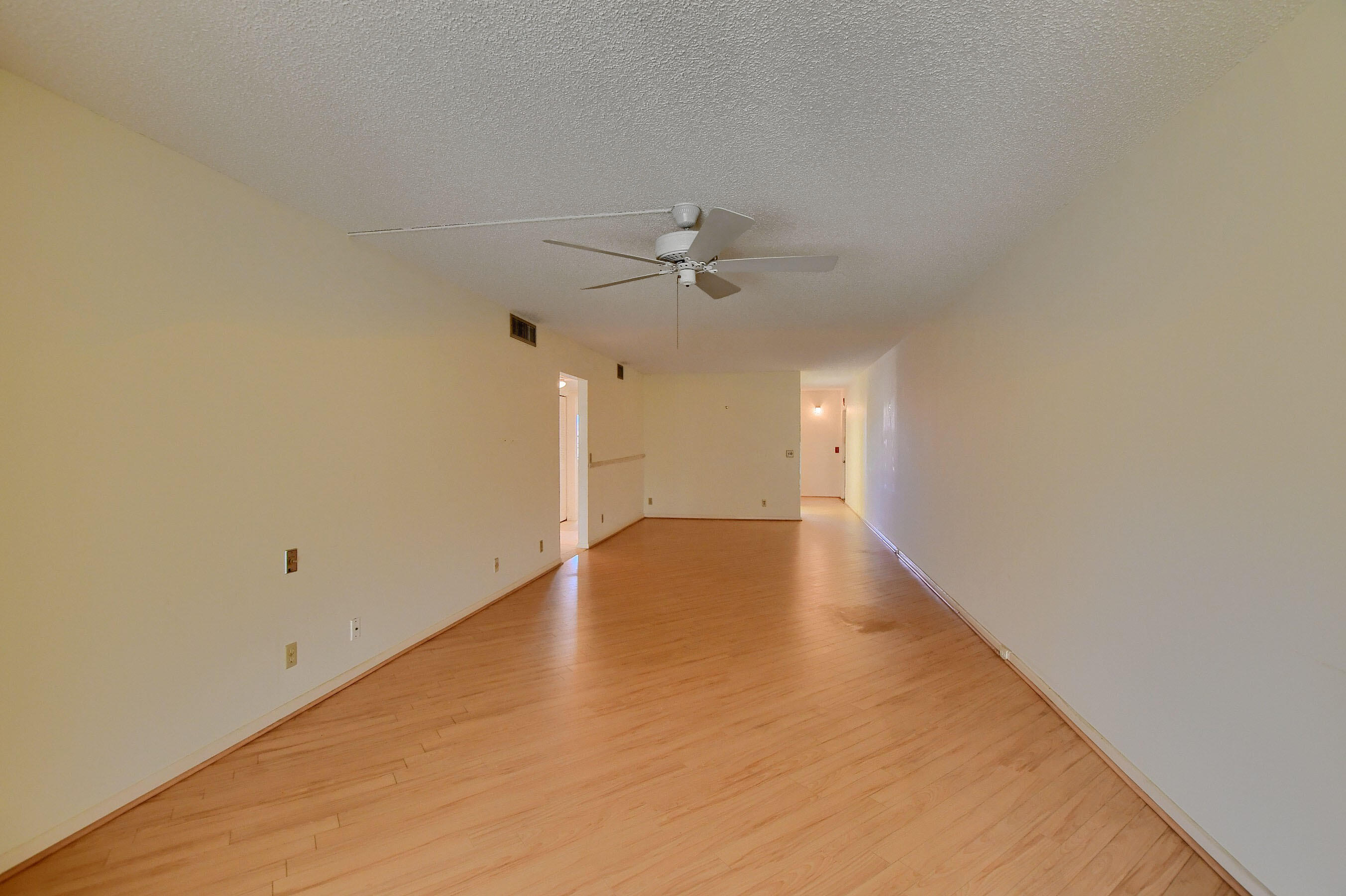 4001 Newcastle A Boca Raton, FL 33434 - Photo 12 of 54 Living / Dining