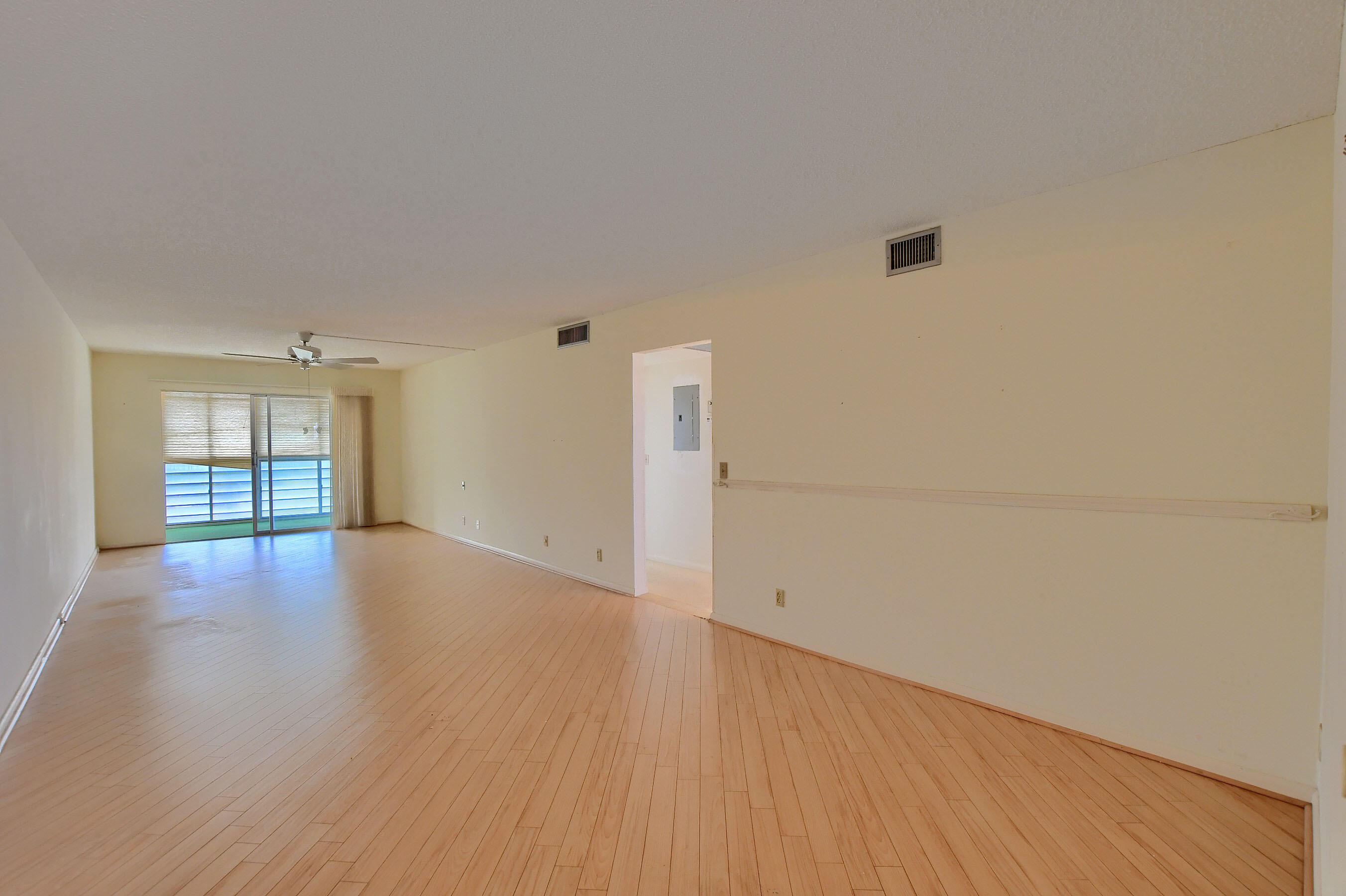 4001 Newcastle A Boca Raton, FL 33434 - Photo 8 of 54 Dining / Living Room