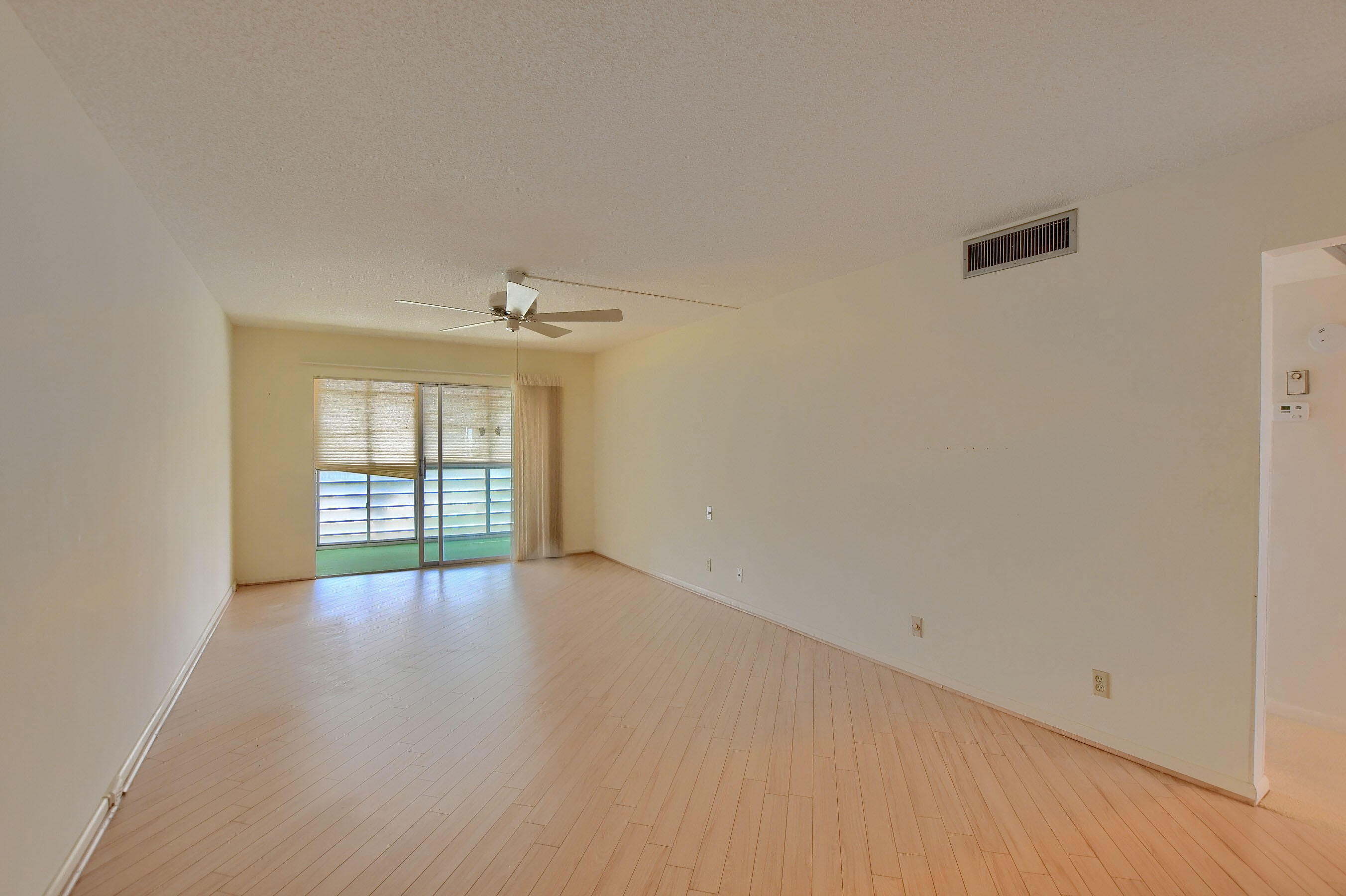 4001 Newcastle A Boca Raton, FL 33434 - Photo 10 of 54 Living Area