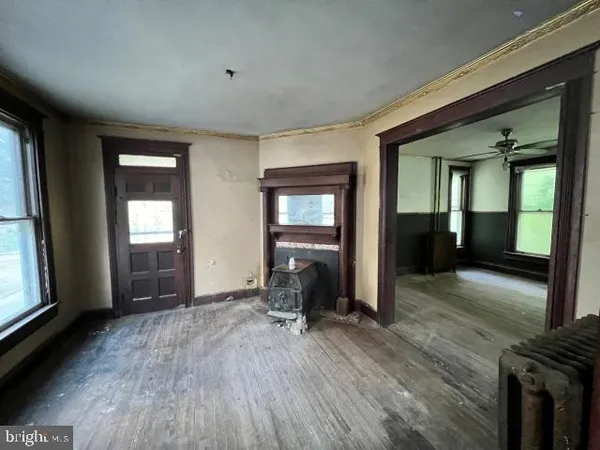 $269,900 | 127 West Main Street, Westminster, MD 21157