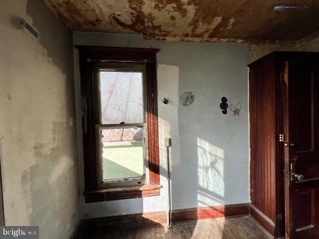 127 West Main Street Westminster, MD 21157 - Photo 10 of 25 a view of front door