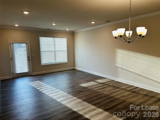 $2,295 | 4158 Steel Way, Sherrills Ford, NC 28673