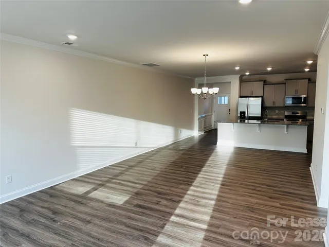 $2,295 | 4158 Steel Way, Sherrills Ford, NC 28673