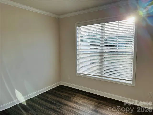 $2,295 | 4158 Steel Way, Sherrills Ford, NC 28673