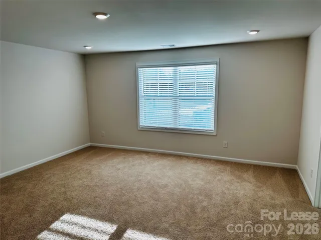 $2,295 | 4158 Steel Way, Sherrills Ford, NC 28673