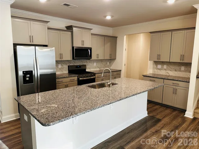 $2,295 | 4158 Steel Way, Sherrills Ford, NC 28673