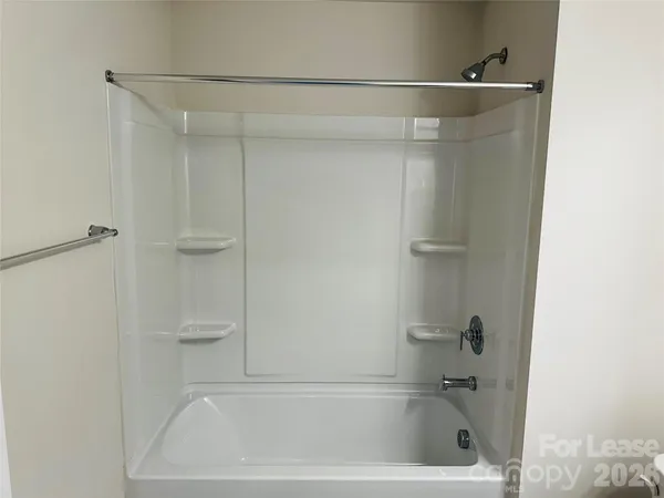 $2,195 | 4158 Steel Way, Sherrills Ford, NC 28673