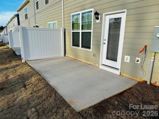 $2,295 | 4158 Steel Way, Sherrills Ford, NC 28673