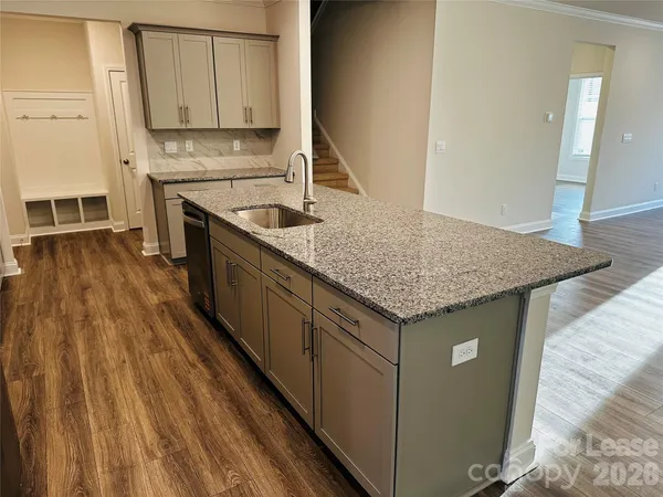 $2,195 | 4158 Steel Way, Sherrills Ford, NC 28673