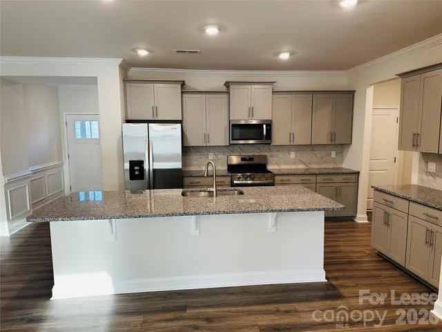 $2,295 | 4158 Steel Way, Sherrills Ford, NC 28673