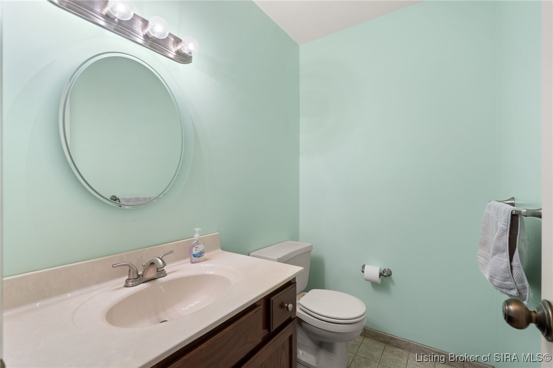 470 South Heidelberg Road Southwest Corydon, IN 47112 - Photo 12 of 92 Half bath located in foyer area.