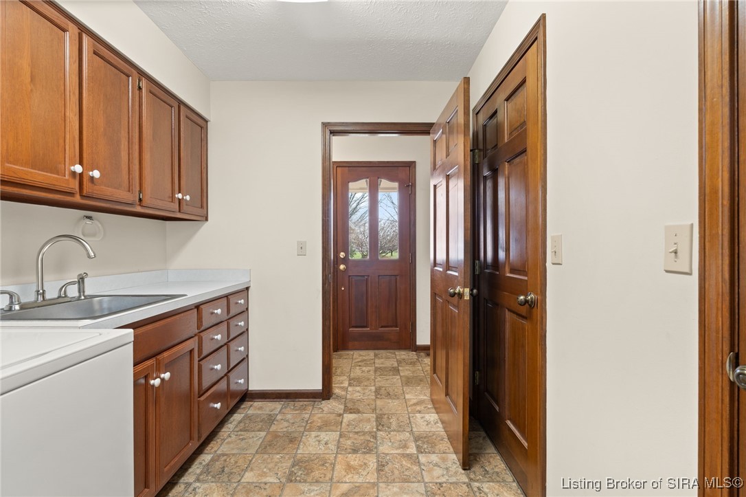 470 South Heidelberg Road Southwest Corydon, IN 47112 - Photo 47 of 92 Laundry Room