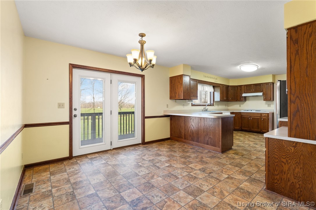 470 South Heidelberg Road Southwest Corydon, IN 47112 - Photo 6 of 92 Eat in kitchen area.
