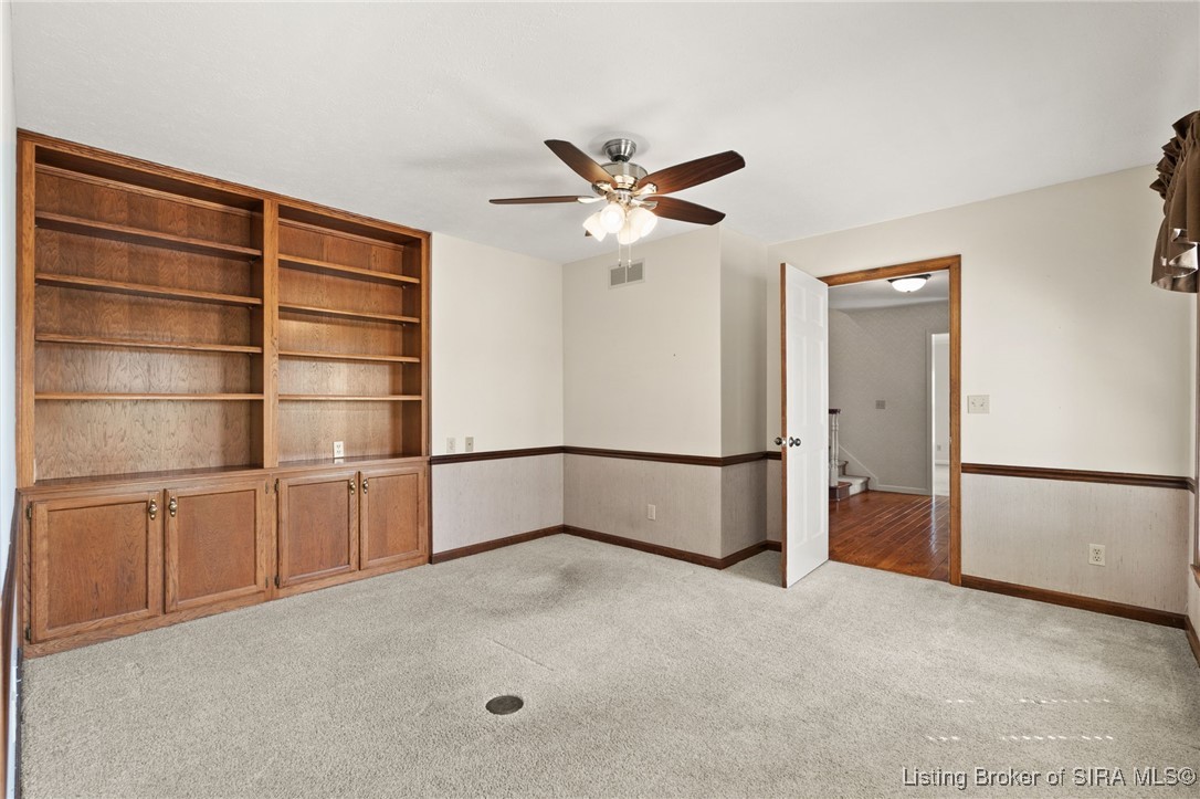 470 South Heidelberg Road Southwest Corydon, IN 47112 - Photo 8 of 92 Office/Den with built-in cabinetry and storage closet. Could be a bedroom if needed.