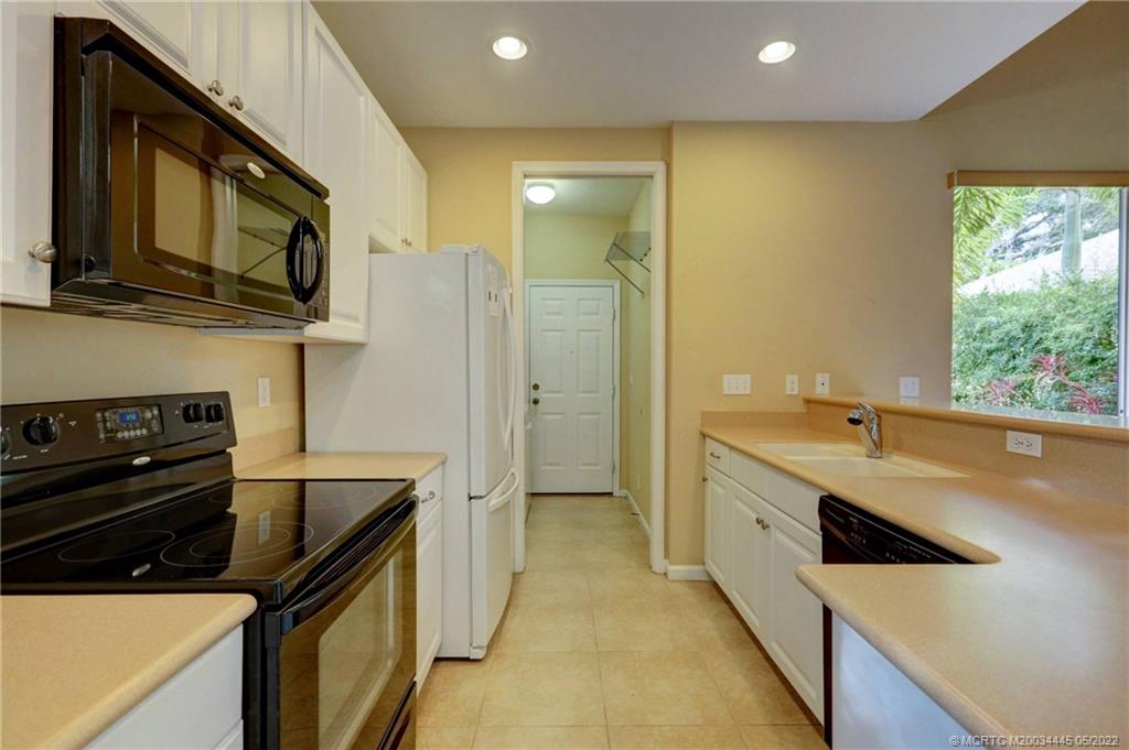 1935 Southeast Oldsmar Road Port St. Lucie, FL 34952 - Photo 11 of 42