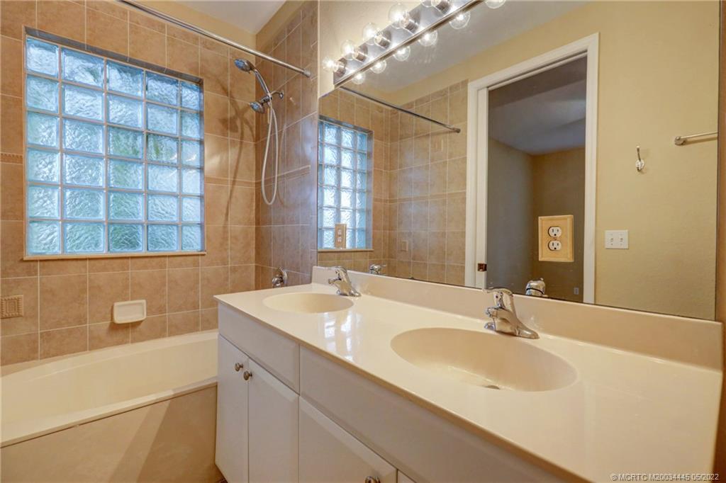 1935 Southeast Oldsmar Road Port St. Lucie, FL 34952 - Photo 18 of 42
