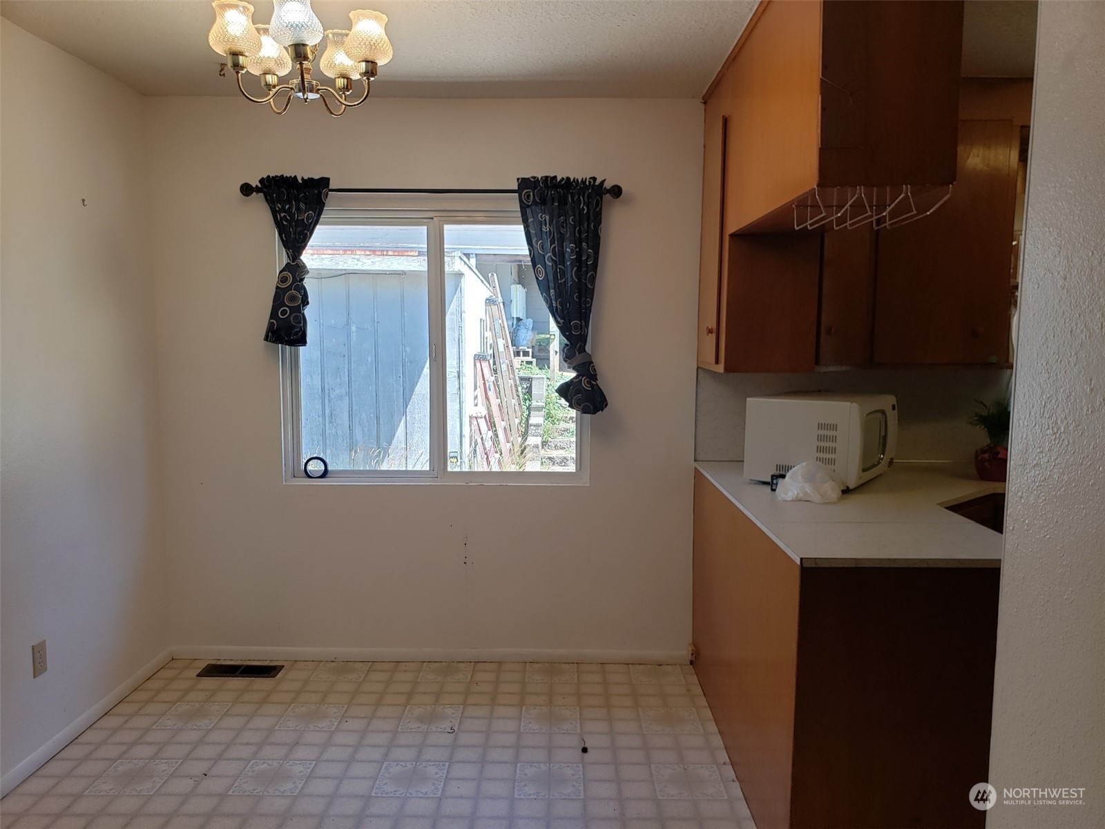 480 Williams Finney Road Kelso, WA 98626 - Photo 11 of 38 Gallery Image 11