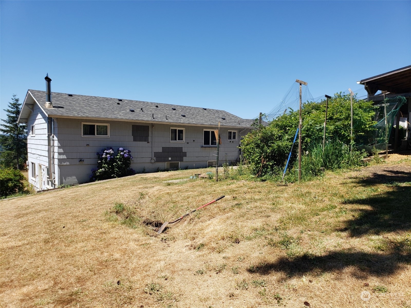 480 Williams Finney Road Kelso, WA 98626 - Photo 3 of 38 Gallery Image 3