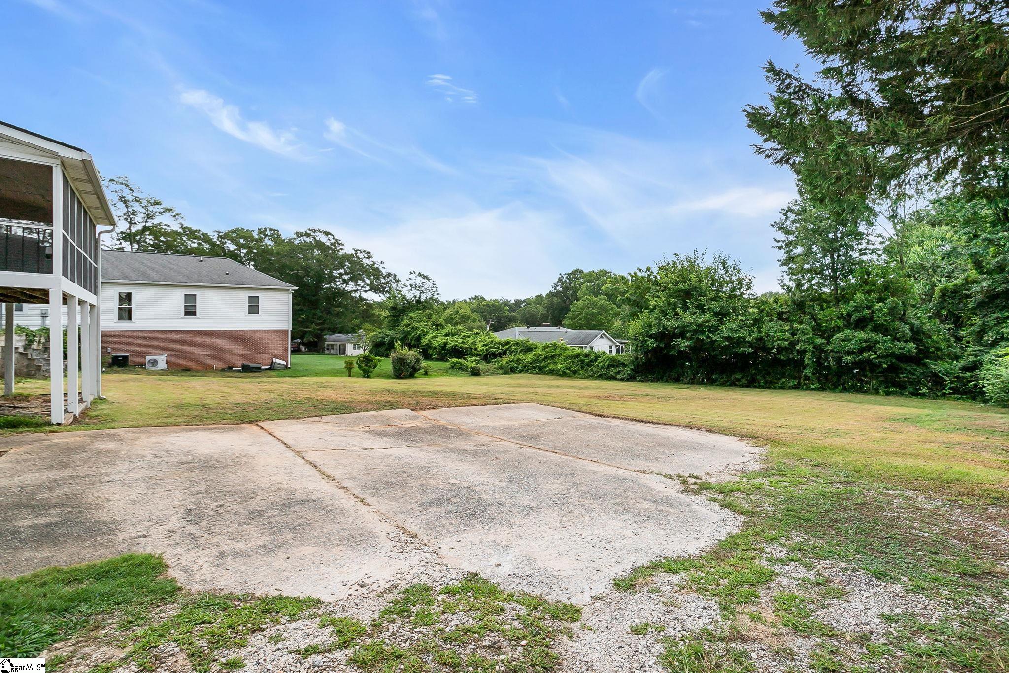 14 Midland Street Greenville, SC 29607 - Photo 34 of 43 Gallery Image 34