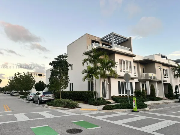 $2,000 | 6369 Northwest 104th Path, Unit NEXT, Doral, FL 33178