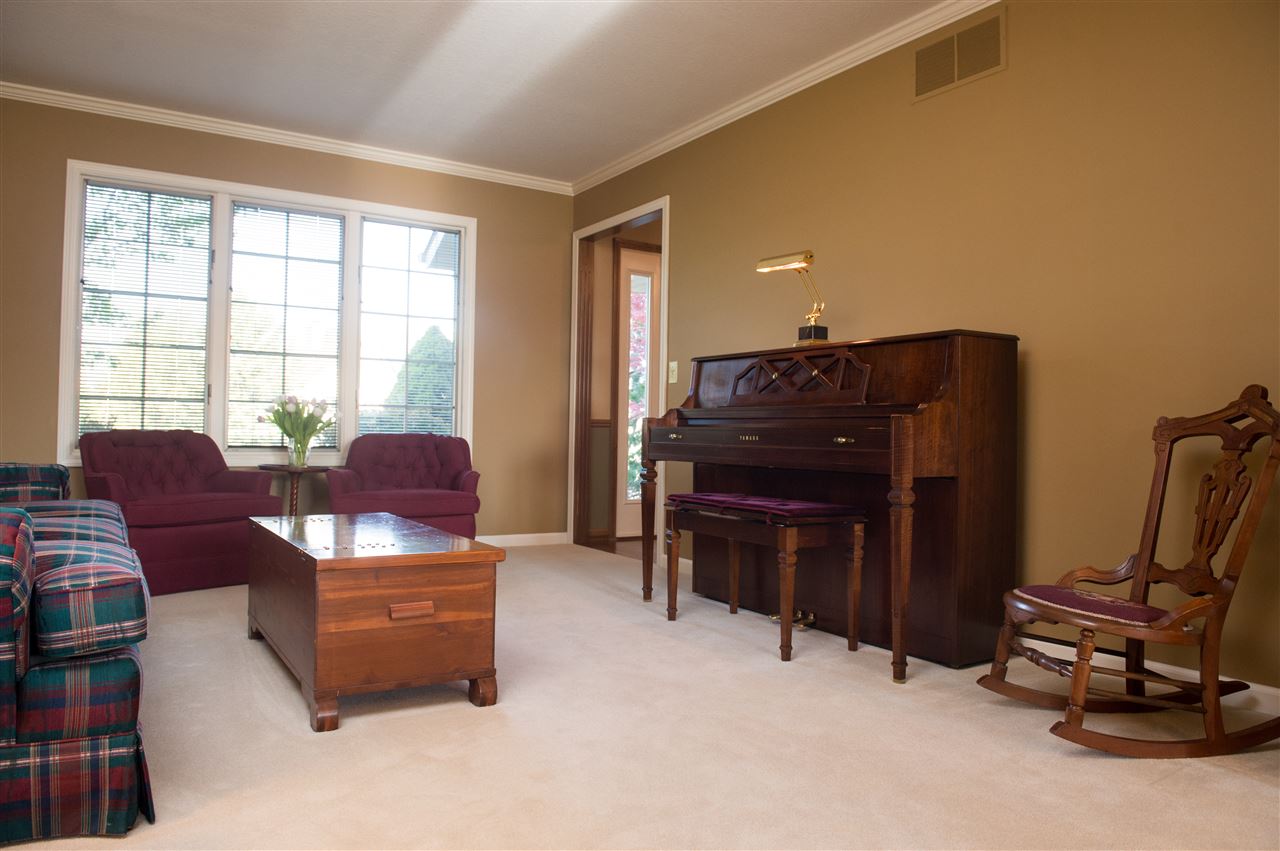 1517 Grey Birch Road Fort Wayne, IN 46814 - Photo 8 of 33 Gallery Image 8