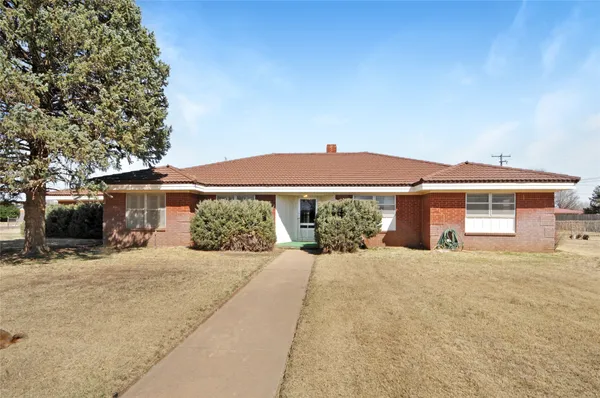 $249,000 | 801 Sherwood Lane, Bovina, TX 79009