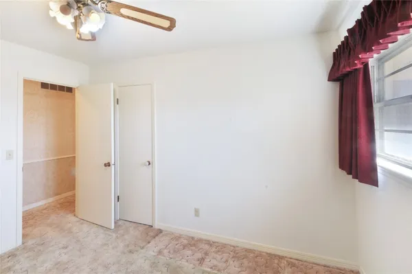 $249,000 | 801 Sherwood Lane, Bovina, TX 79009