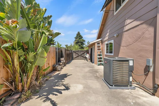 $539,000 | 9016 Kiefer Boulevard, Sacramento, CA 95826