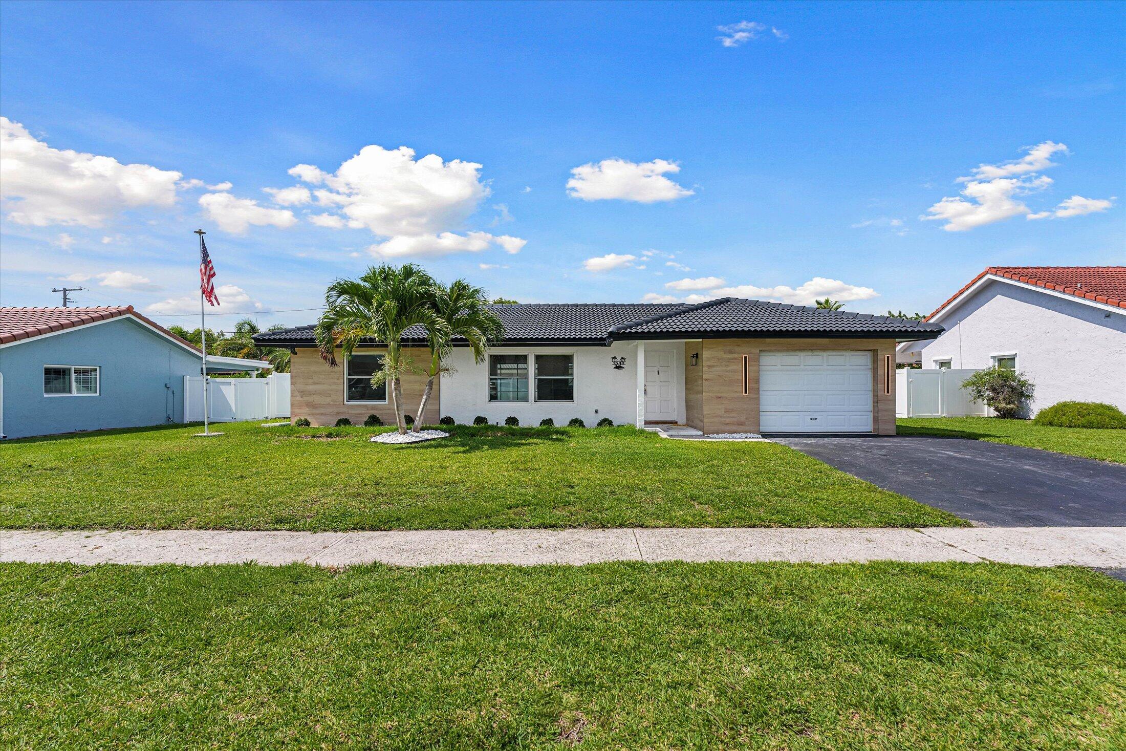 1540 Northwest 10th Street Boca Raton, FL 33486 - Photo 1 of 34 01-1540 NW 10th St Boca Raton-27