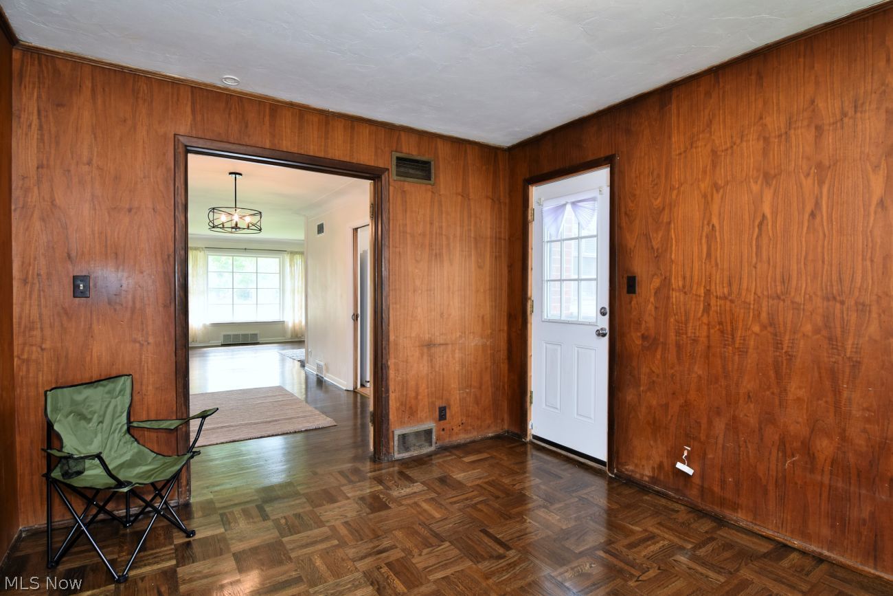 3654 Winchell Road Shaker Heights, OH 44122 - Photo 16 of 47 Gallery Image 16