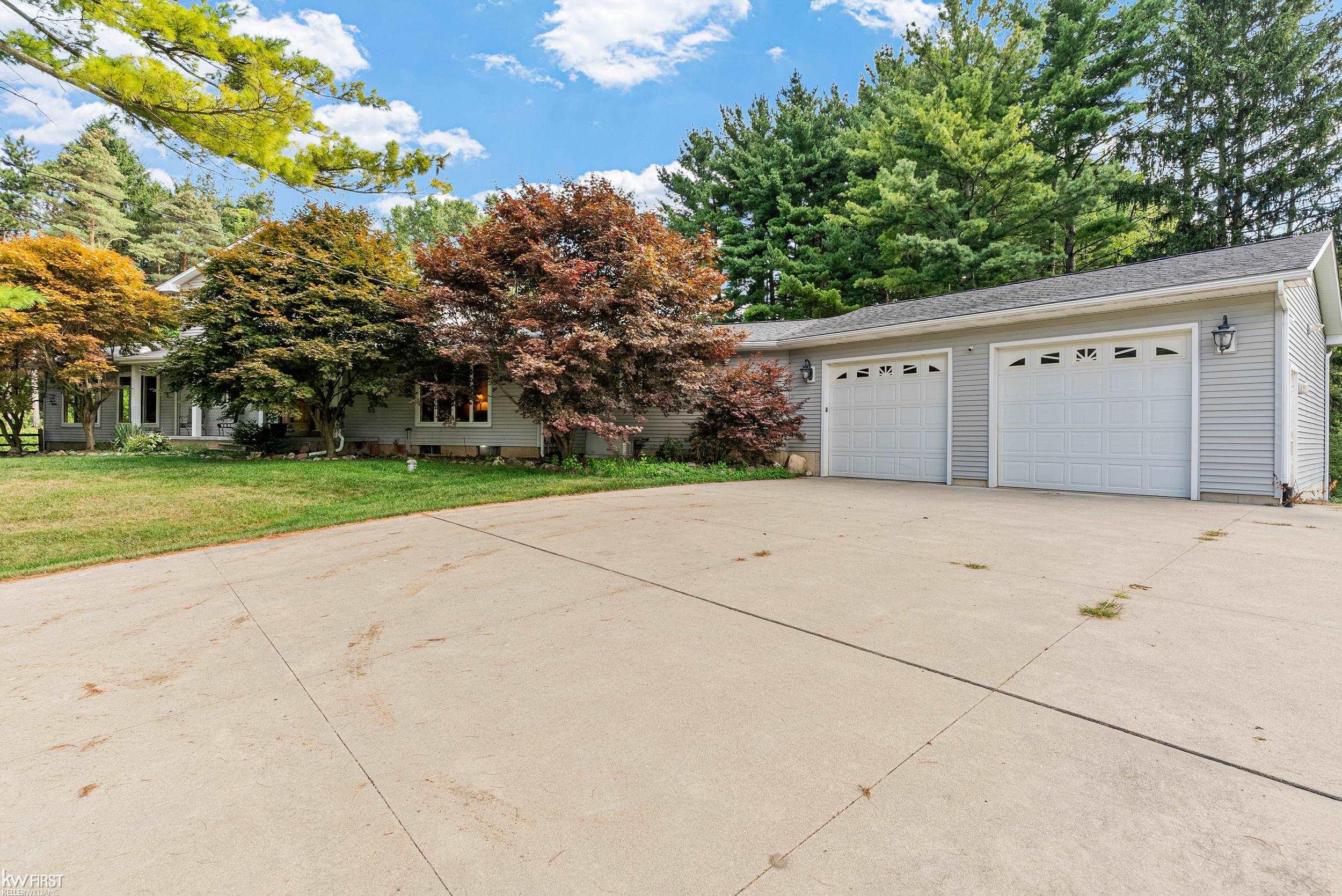 1061 Rose Center Road Fenton, MI 48430 - Photo 60 of 66