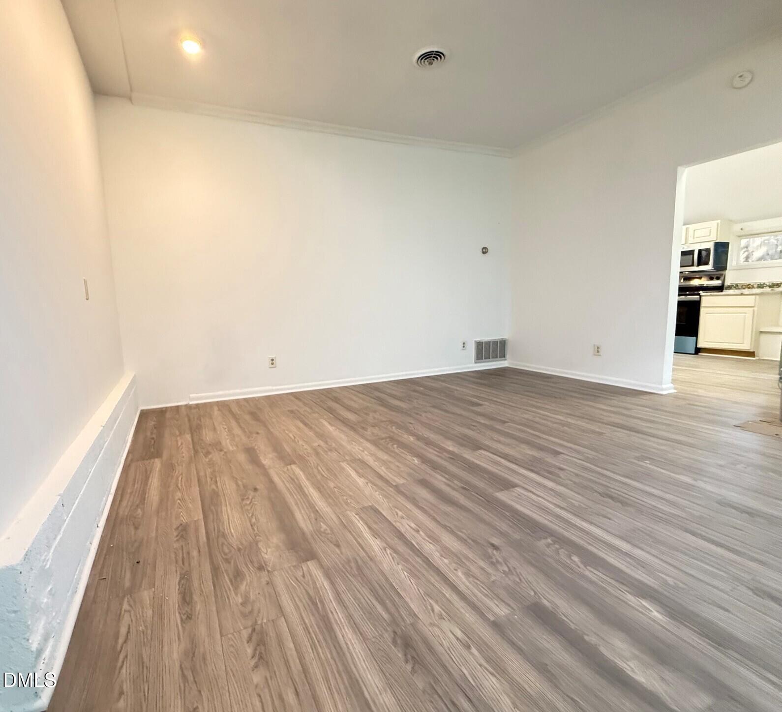 1421 A Lynn Road Raleigh, NC 27612 - Photo 7 of 12 Great Room 4