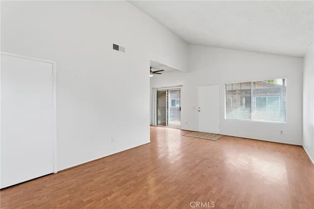 $325,000 | 2116 Firewood Court, San Bernardino, CA 92404