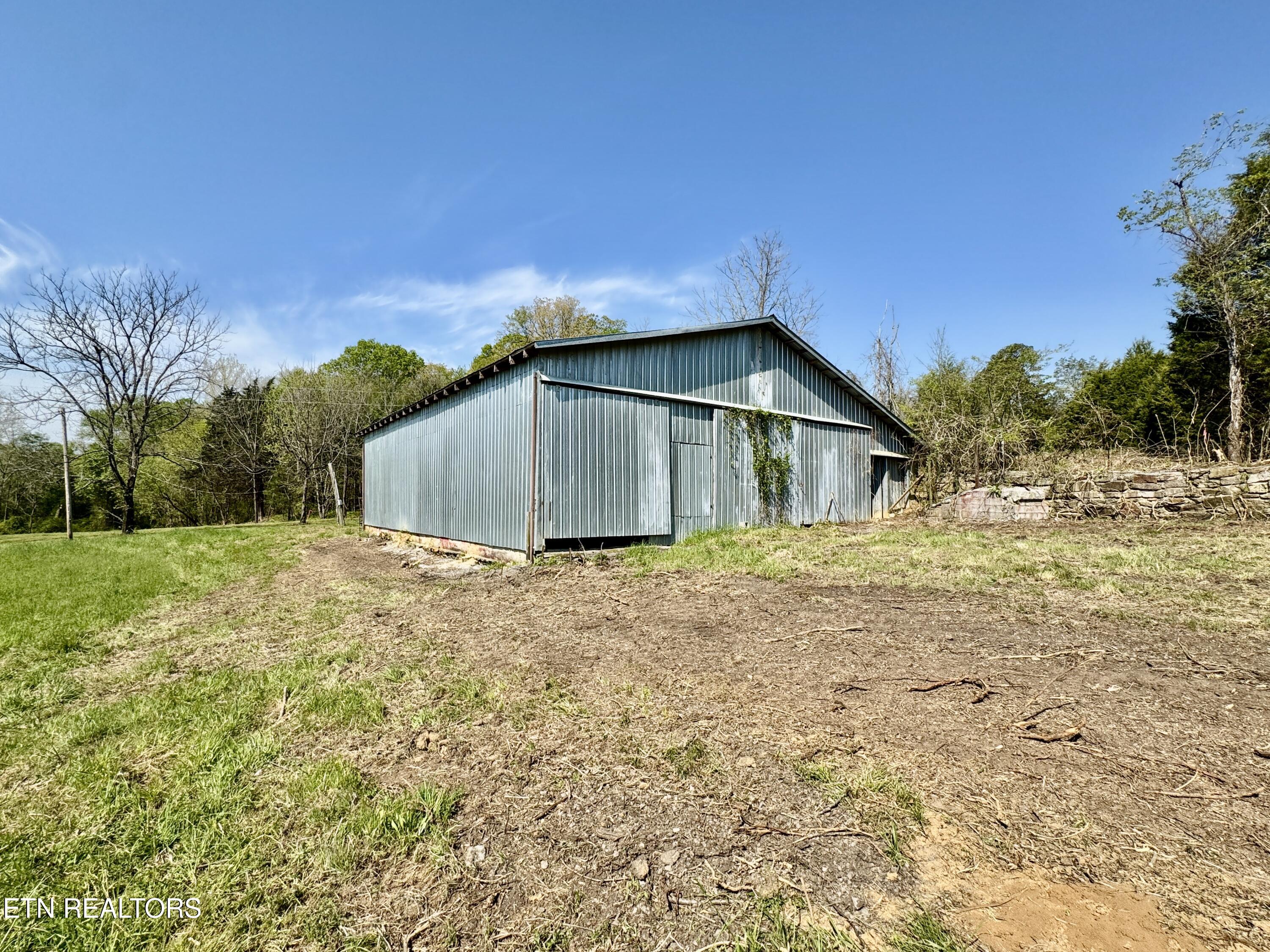 Mans Hollow Road Kingston, TN 37763 - Photo 4 of 10 4-8