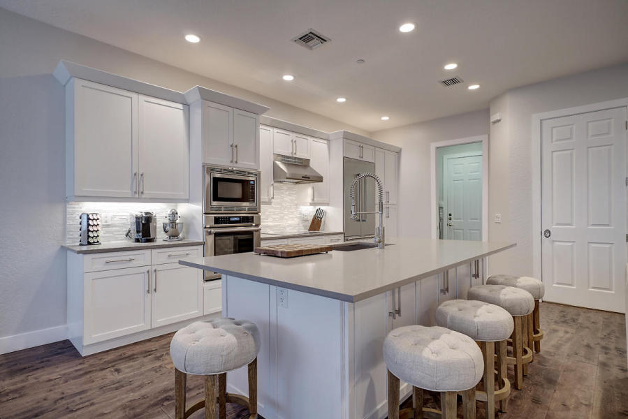 130 Lancaster Road Boynton Beach, FL 33426 - Photo 2 of 24 Kitchen