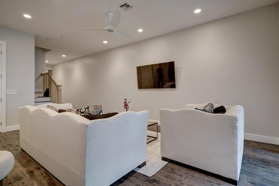 130 Lancaster Road Boynton Beach, FL 33426 - Photo 5 of 24 Living Room Side
