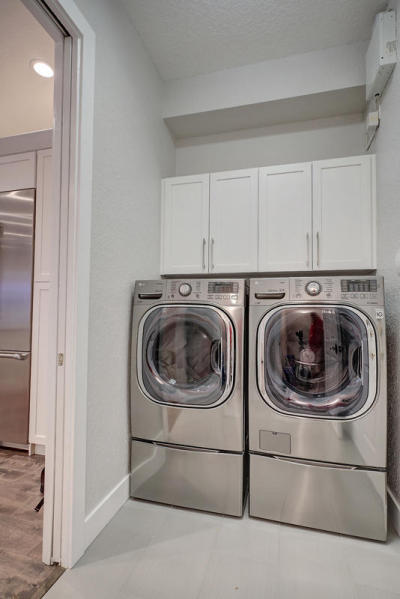 130 Lancaster Road Boynton Beach, FL 33426 - Photo 10 of 24 Laundry Room