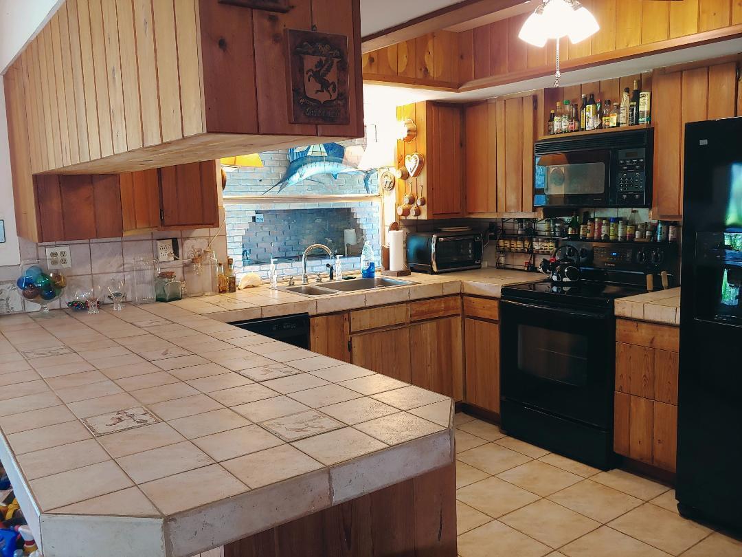 17127 Thunder Road Jupiter, FL 33478 - Photo 5 of 8 14'x11' Kitchen